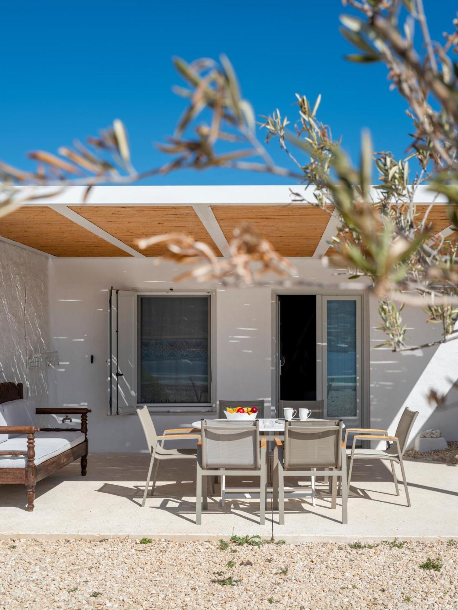 Donum Dei Parikia (Paros)