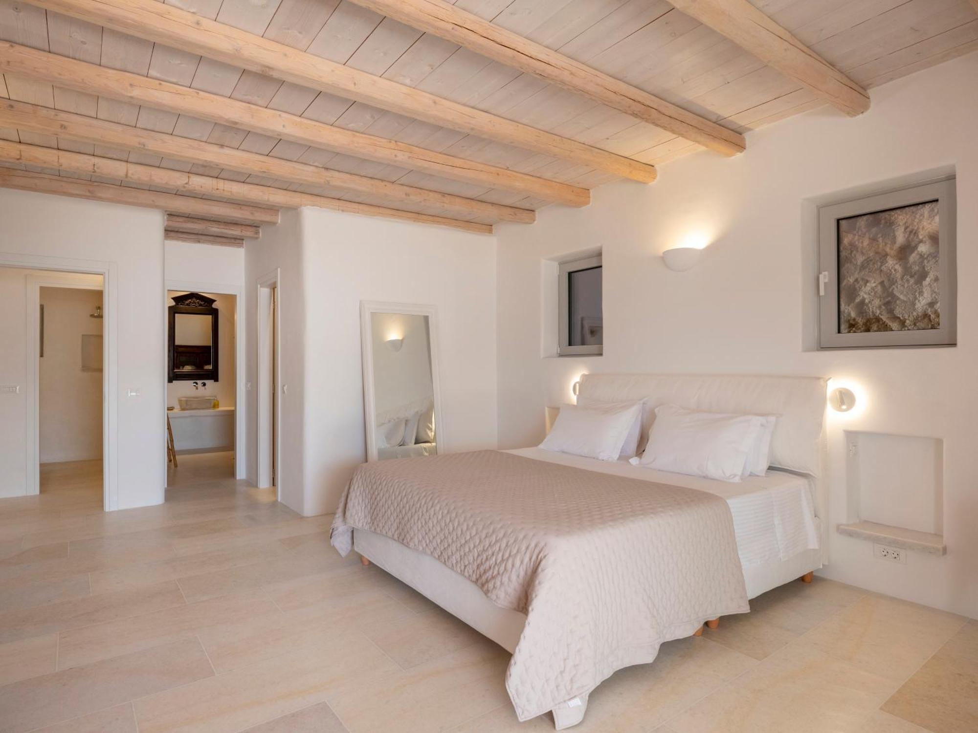 Donum Dei Parikia (Paros)